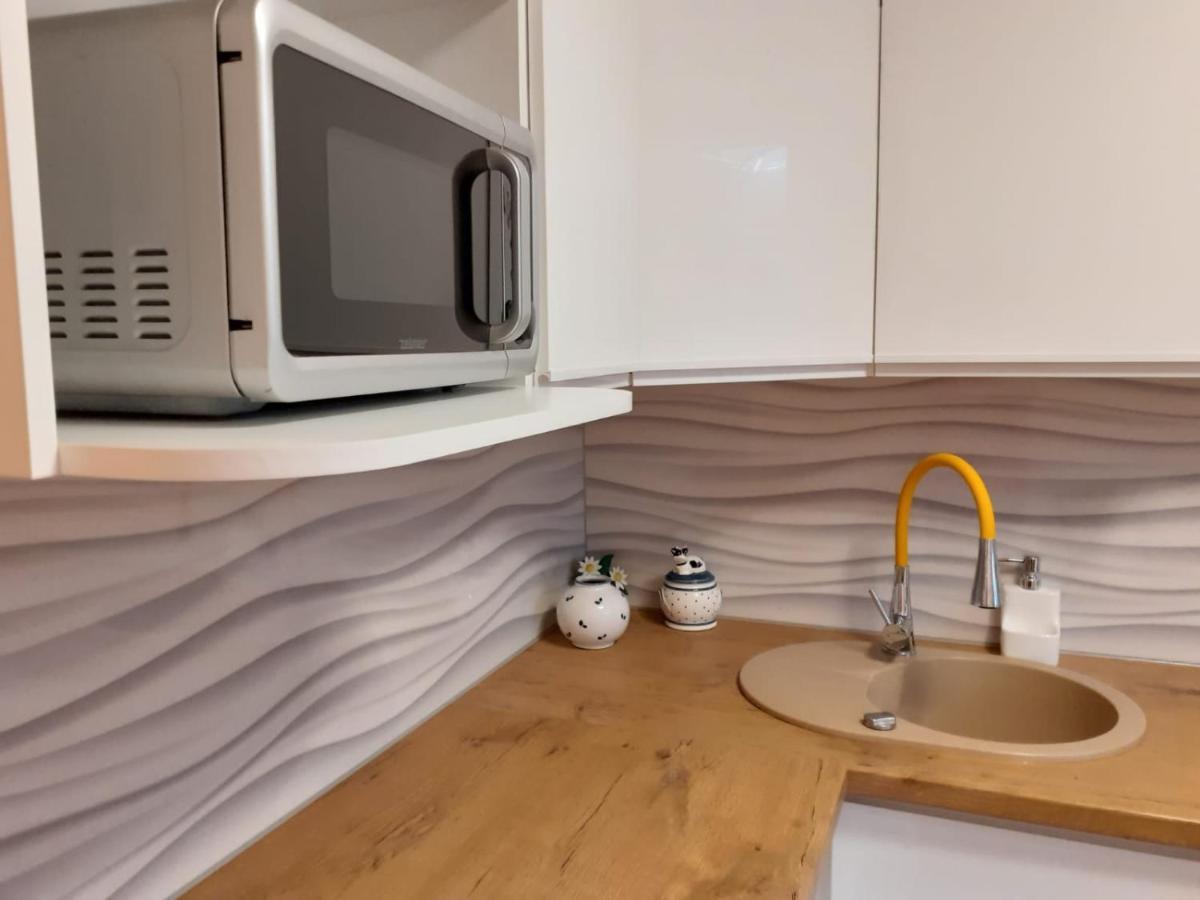 Apartament Centrum 9 Apartment ชกลาร์สกา ปอเรมบา ภายนอก รูปภาพ