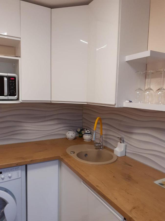 Apartament Centrum 9 Apartment ชกลาร์สกา ปอเรมบา ภายนอก รูปภาพ